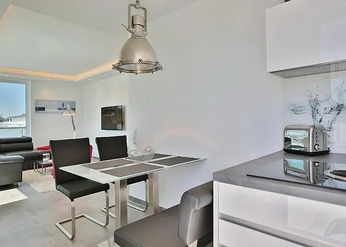 Lägenhet Haus Wolburgstrasse 1 Haus Wolburgstrasse 1a Penthouse Haifisch 5 *