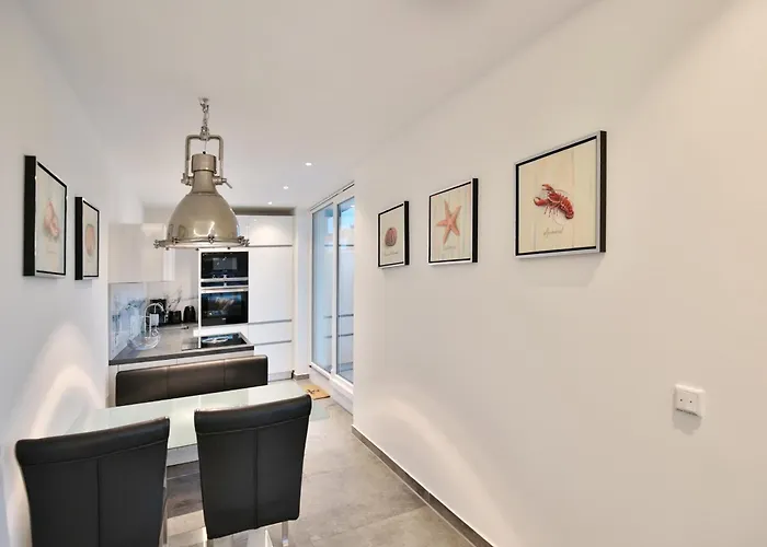 Lägenhet Haus Wolburgstrasse 1 Haus Wolburgstrasse 1a Penthouse Haifisch 5 *